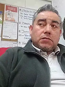 Snapshot of Manolete007x chatting on October 2025 11:14:01 PM Manolete007x online show from October 2025 11:14:01 PM