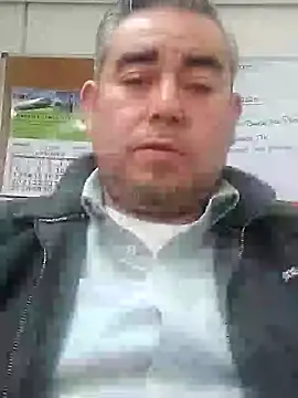 Snapshot of Manolete007x chatting on October 2025 10:32:02 PM Manolete007x online show from October 2025 10:32:02 PM