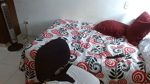 Daniella Fellers online show from December 2024 07:18:01 PM