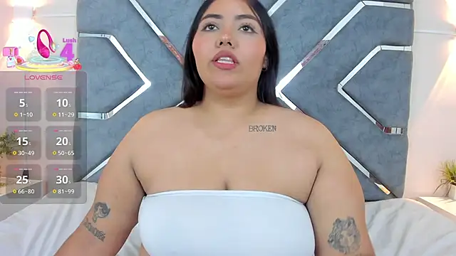 LucciaPorter online show from September 2025 10:25:01 PM