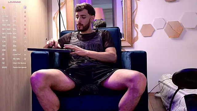 enzo herrera01 online show from February 2025 01:05:02 AM