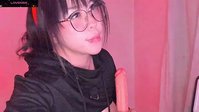 Snapshot of GalaxGnn_ chatting on December 2024 04:11:01 AM GalaxGnn online show from December 2024 04:11:01 AM