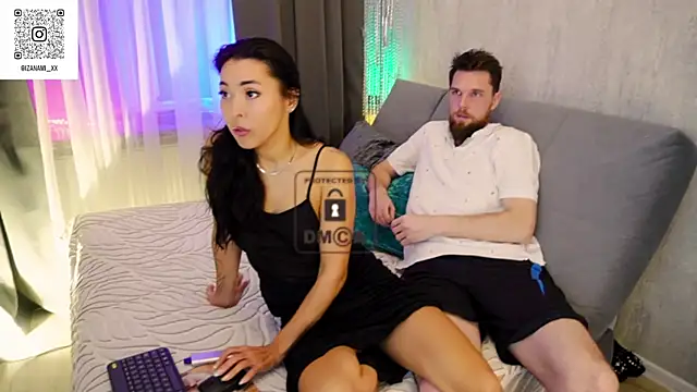 Snapshot of IzanamiTime chatting on February 2025 01:00:02 PM IzanamiTime online show from February 2025 01:00:02 PM