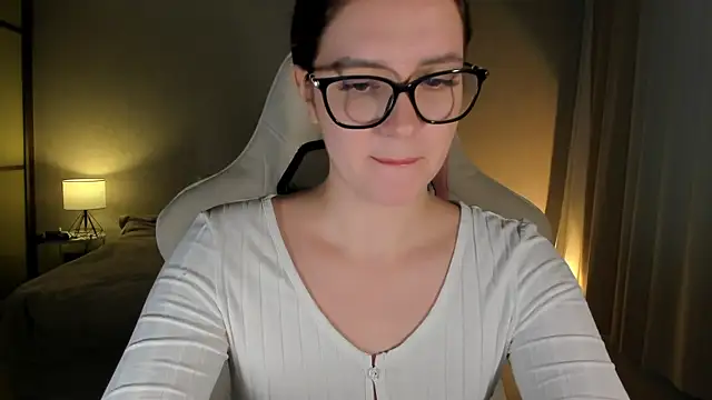 Snapshot of Sonia_moon_ chatting on January 2025 04:27:02 AM Sonia moon online show from January 2025 04:27:02 AM