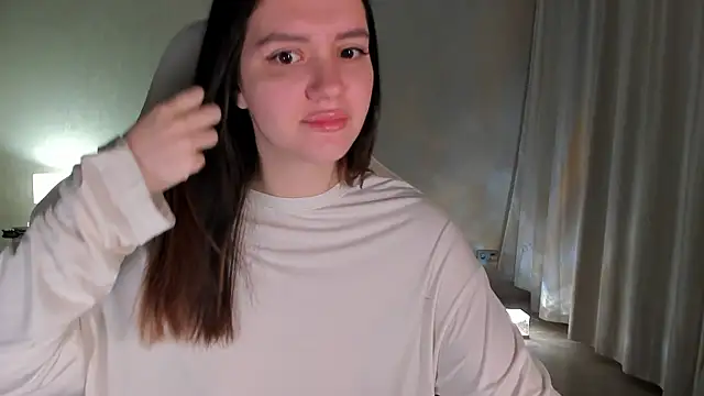 Snapshot of Sonia_moon_ chatting on January 2025 01:18:02 AM Sonia moon online show from January 2025 01:18:02 AM