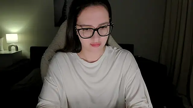 Snapshot of Sonia_moon_ chatting on March 2025 01:21:02 AM Sonia moon online show from March 2025 01:21:02 AM