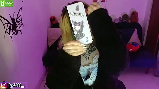 Ivy1111 online show from November 2025 04:12:01 AM