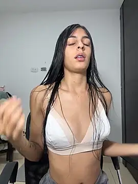 Snapshot of cristel_17 chatting on November 2025 01:50:02 AM cristel 17 online show from November 2025 01:50:02 AM