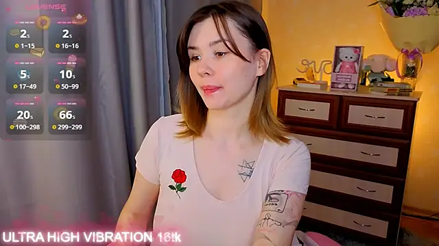 Snapshot of cutie_mili chatting on October 2025 08:22:01 AM cutie mili online show from October 2025 08:22:01 AM