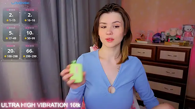 Snapshot of cutie_mili chatting on November 2025 08:16:02 AM cutie mili online show from November 2025 08:16:02 AM