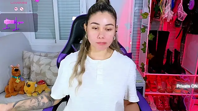 Tawny cox online show from January 2025 04:18:01 PM