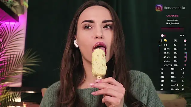 Snapshot of BabyYoda- chatting on October 2025 05:55:02 PM BabyYoda- online show from October 2025 05:55:02 PM