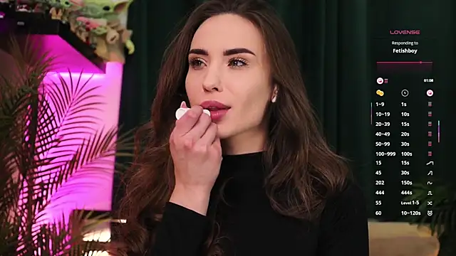 Snapshot of BabyYoda- chatting on November 2025 06:40:02 PM BabyYoda- online show from November 2025 06:40:02 PM