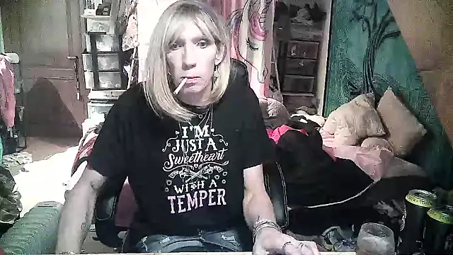 Ombeline1 online show from February 2025 06:28:01 PM