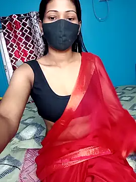 Snapshot of Triha_18 chatting on October 2025 11:00:01 AM Triha 18 online show from October 2025 11:00:01 AM