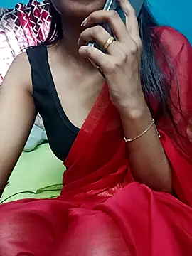 Snapshot of Triha_18 chatting on October 2025 04:46:01 AM Triha 18 online show from October 2025 04:46:01 AM