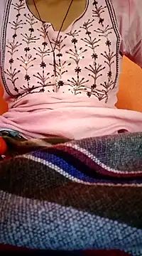 Snapshot of Mangla_Bhabhi chatting on December 2024 08:24:01 AM Mangla Bhabhi online show from December 2024 08:24:01 AM