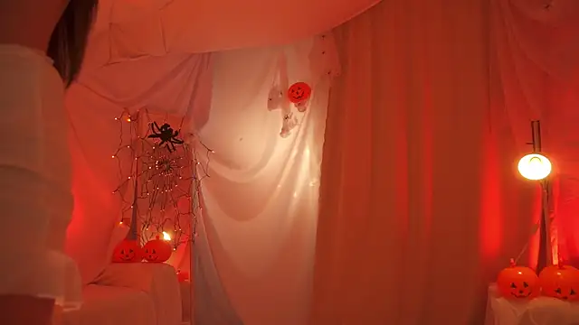 Snapshot of arizonasunrise chatting on October 2025 08:49:02 PM arizonasunrise online show from October 2025 08:49:02 PM