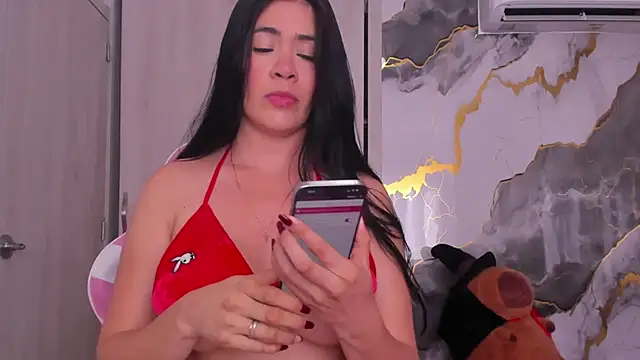 Snapshot of MorganAbbiie_ chatting on October 2025 08:07:01 PM MorganAbbiie online show from October 2025 08:07:01 PM