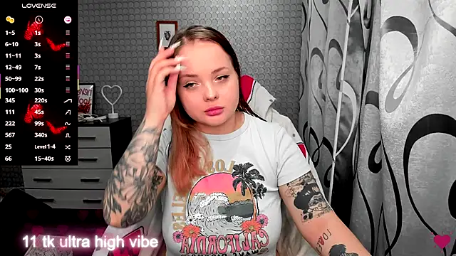 Snapshot of flower_sarah_ chatting on November 2025 06:23:01 AM flower sarah online show from November 2025 06:23:01 AM