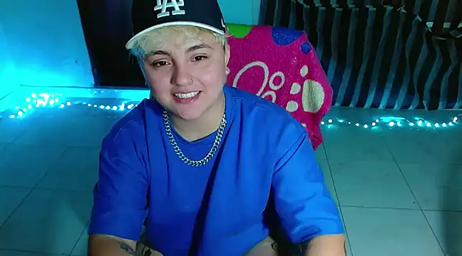 isabeautyx19 online show from December 2024 03:02:02 AM