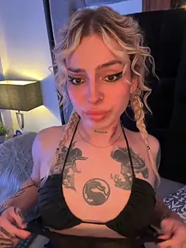 Snapshot of Bonnie_vega chatting on October 2025 09:13:02 PM Bonnie vega online show from October 2025 09:13:02 PM