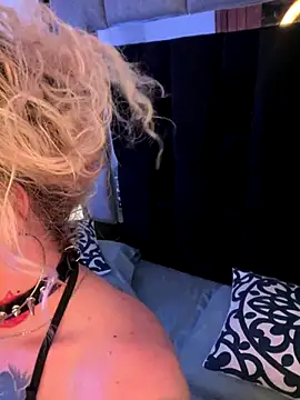 Snapshot of Bonnie_vega chatting on October 2025 12:57:01 AM Bonnie vega online show from October 2025 12:57:01 AM