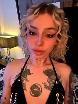 Snapshot of Bonnie_vega chatting on October 2025 08:25:01 PM Bonnie vega online show from October 2025 08:25:01 PM