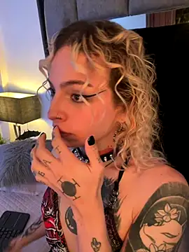 Snapshot of Bonnie_vega chatting on November 2025 08:22:02 PM Bonnie vega online show from November 2025 08:22:02 PM