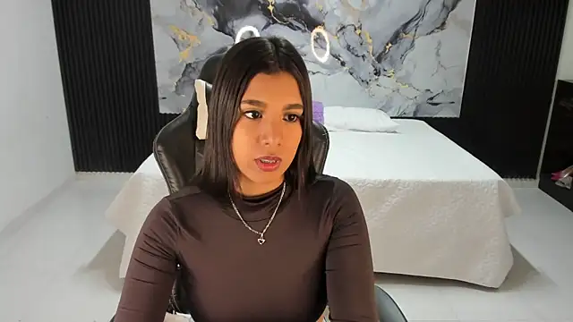 Ivy 16 online show from January 2025 12:06:02 PM