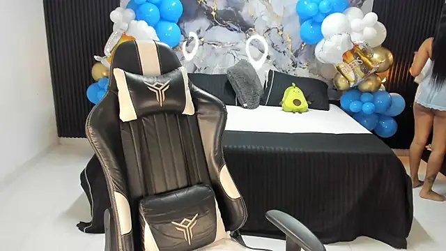 Ivy 16 online show from September 2025 11:56:02 AM