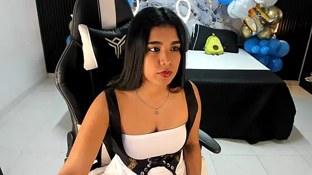 Ivy 16 online show from September 2025 11:57:01 AM