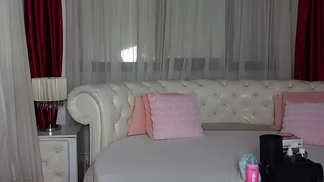 NinaCrystal1 online show from February 2025 06:12:02 AM