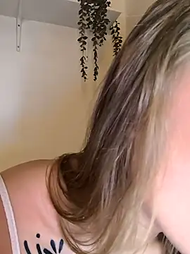 Snapshot of Goldloeckchen159 chatting on October 2025 07:09:02 PM Goldloeckchen159 online show from October 2025 07:09:02 PM