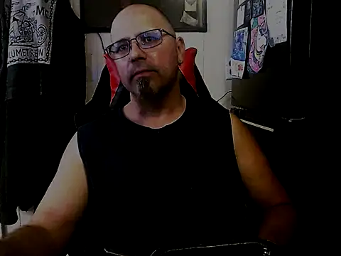 Snapshot of KrazyLegz chatting on September 2025 10:15:02 PM KrazyLegz online show from September 2025 10:15:02 PM