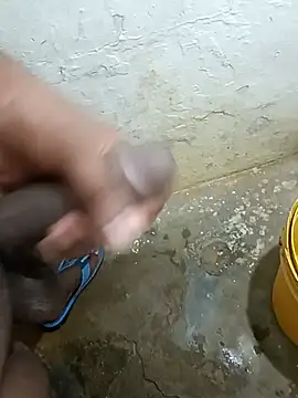 NaiveAlly5 online show from October 2025 05:33:01 PM