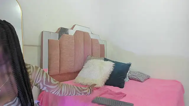 LoveQueen2 online show from January 2025 11:34:01 AM