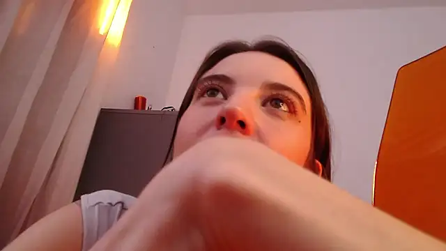 licoricepizza online show from December 2024 07:36:01 PM