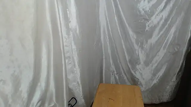 Snapshot of Burberrry_ chatting on September 2025 06:55:02 PM Burberrry online show from September 2025 06:55:02 PM