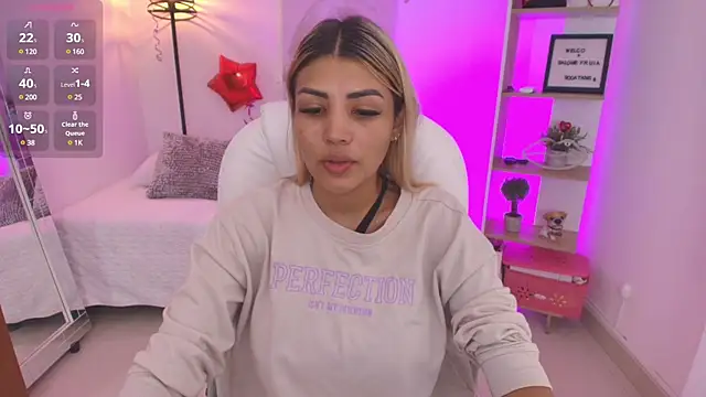 SALOOMEE   online show from February 2025 11:36:02 AM