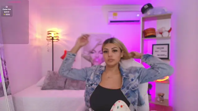 SALOOMEE   online show from March 2025 11:39:02 AM