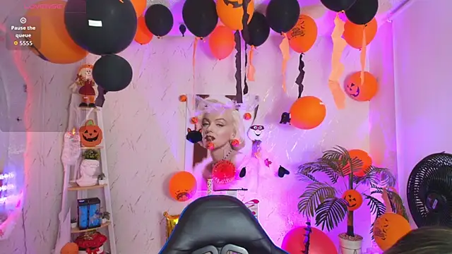 SALOOMEE   online show from October 2025 11:25:01 AM