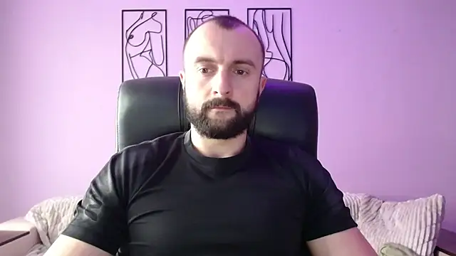 brindlefly6969 online show from February 2025 11:49:02 AM