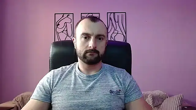 brindlefly6969 online show from February 2025 11:29:02 AM