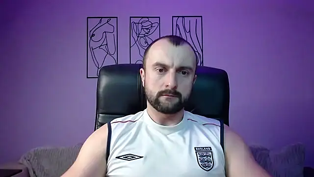 brindlefly6969 online show from February 2025 02:33:02 PM