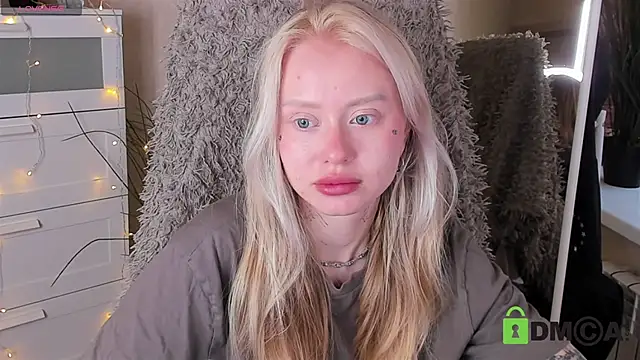 MalenaErnman online show from October 2025 10:38:01 AM