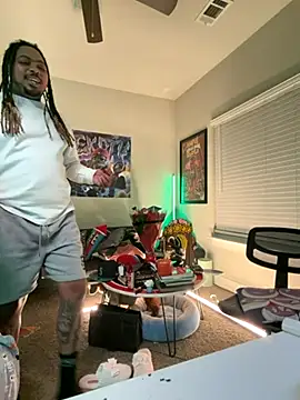 Snapshot of 4EVAGLACIERS chatting on November 2025 04:11:01 AM 4EVAGLACIERS online show from November 2025 04:11:01 AM