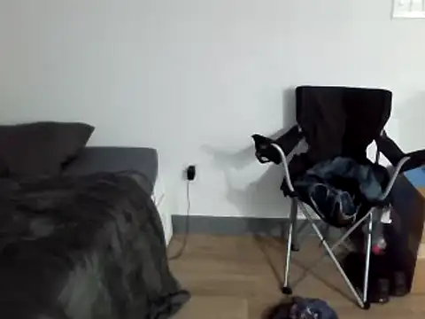 Iliketocooksquirt25 online show from February 2025 07:29:01 AM