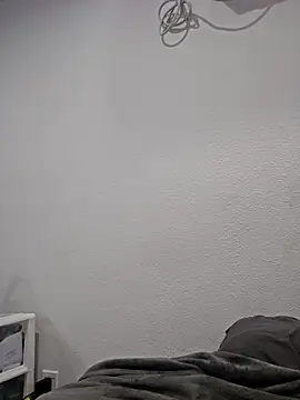 Iliketocooksquirt25 online show from October 2025 04:31:02 AM