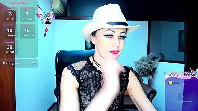 Silvia Wallec online show from January 2025 12:58:01 PM